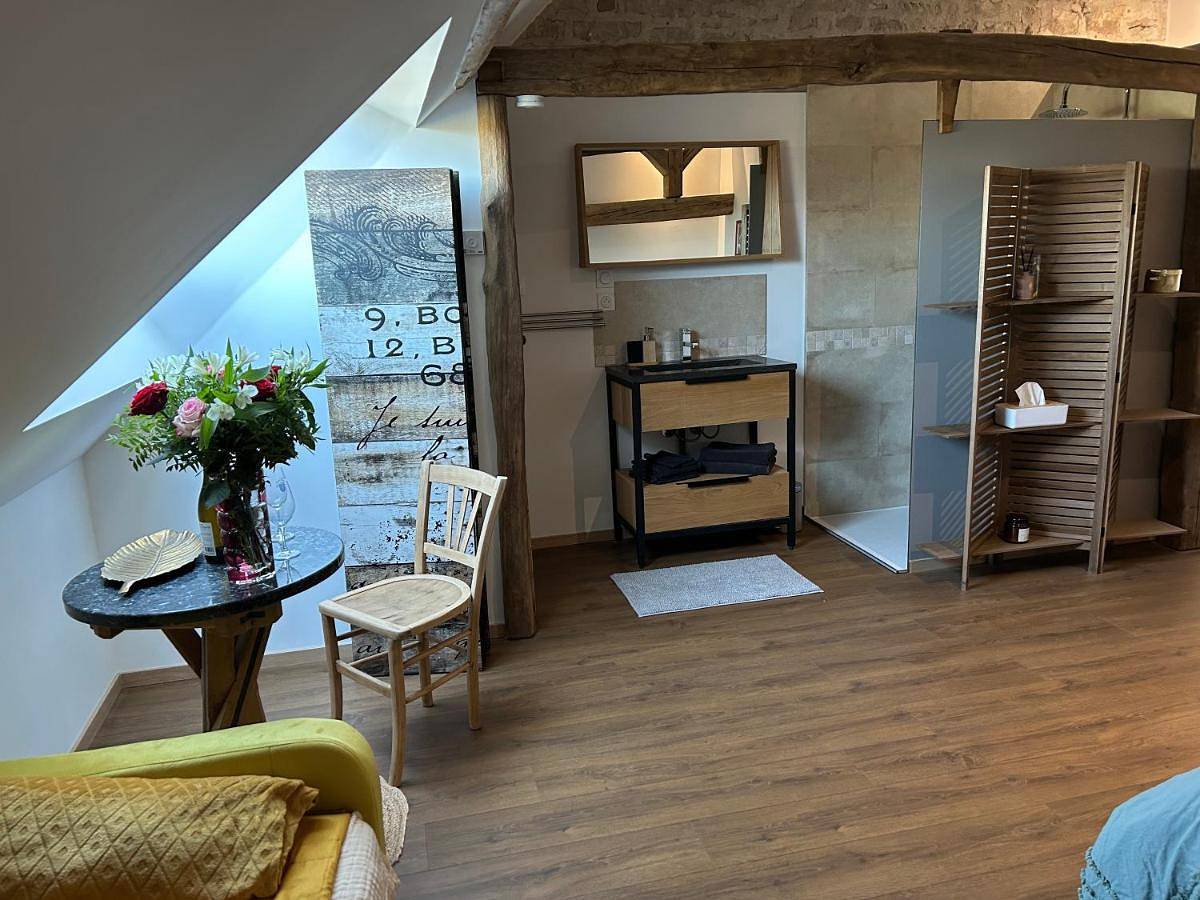 Apartment with Garden View in Demigny, Région de Chalon-sur-Saône