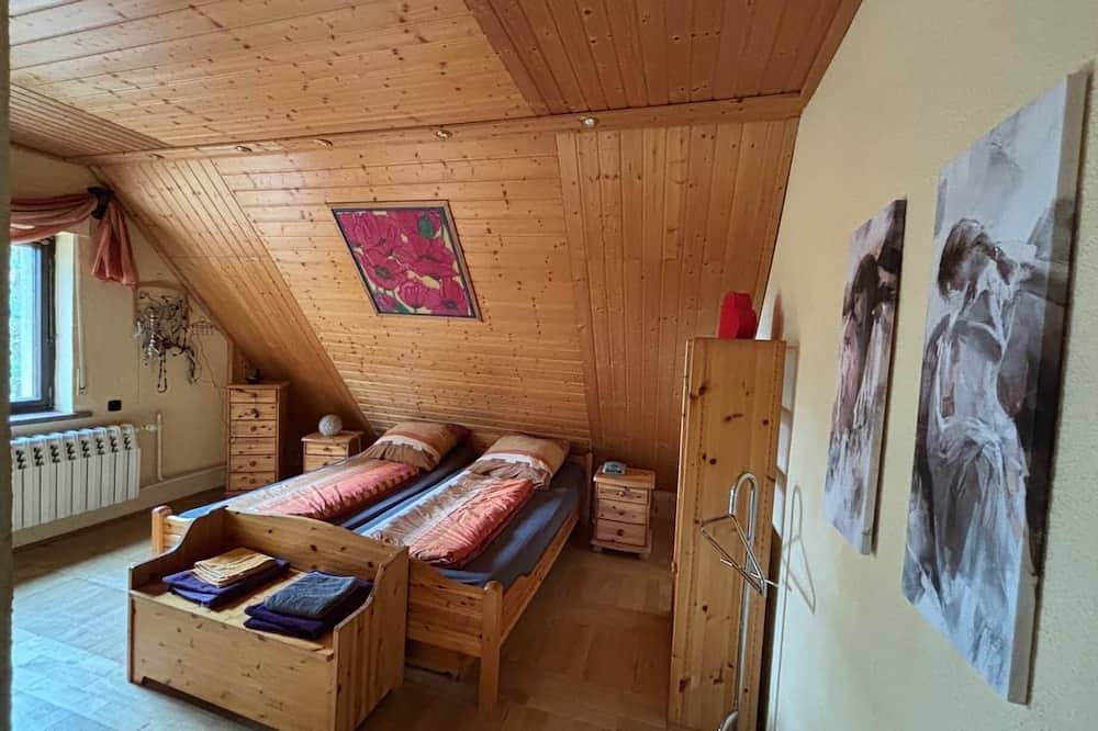 Ferienhaus mit Pool zum Träumen und Entspannen, in absoluter, ruhiger Lage in Bad Schmiedeberg, Dübener Heide