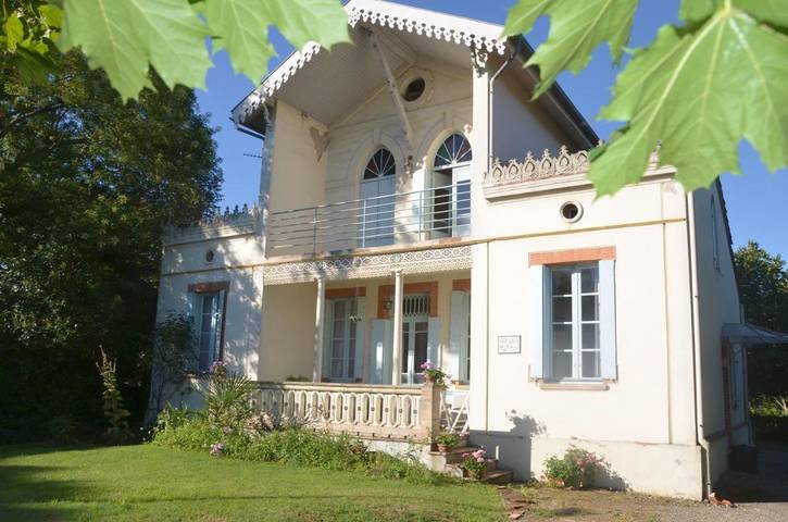 Chambre d’hôte pour 2 personnes, avec Balcon ainsi que Terrasse et Jardin