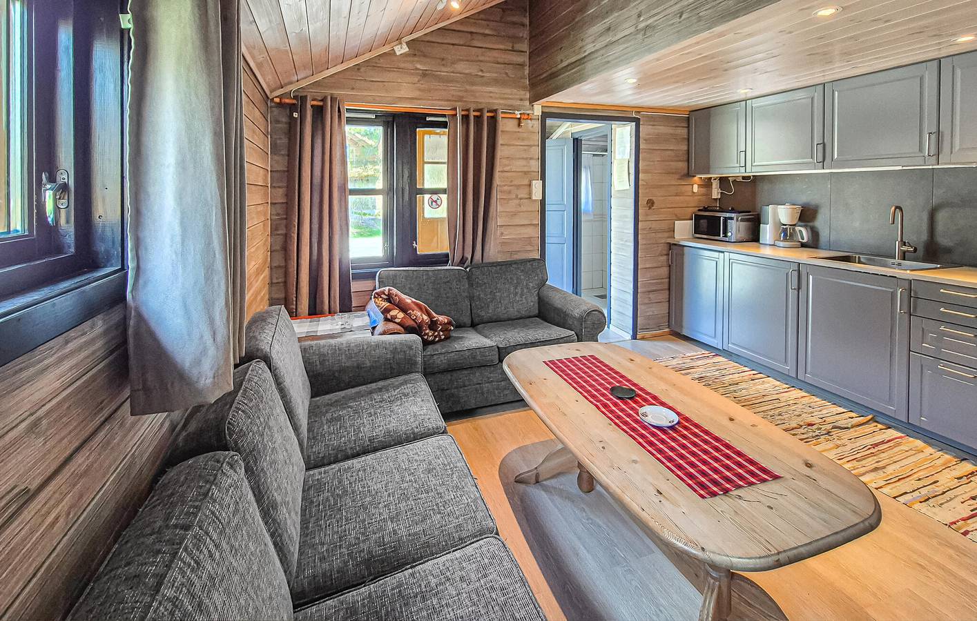 Ferienhaus für 6 Personen mit Terrasse in Sirdal