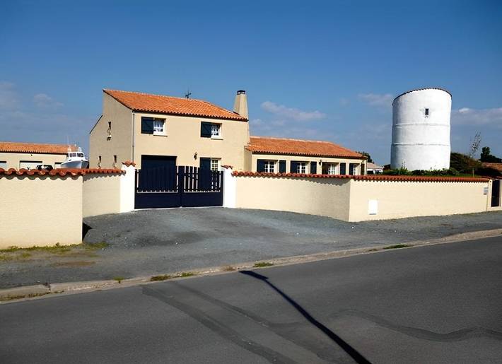 Gîte pour 4 personnes, avec jardin et terrasse