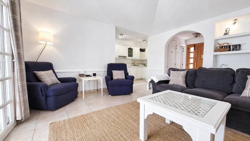 Casa rural para 4 personas, con jardín y piscina además de piscina para niños y vistas al mar en San Miguel de Abona - 3