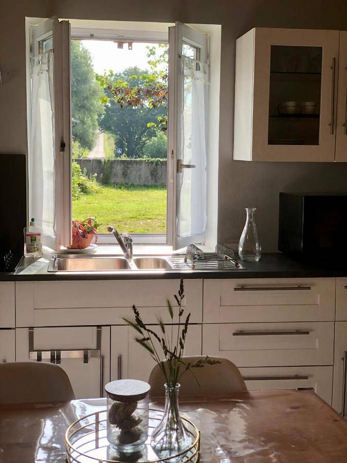 Location de vacances pour 4 personnes, avec vue et jardin à Rouillon - 4