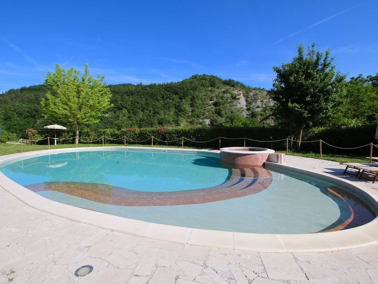 Villa in Apecchio mit Pool und Natur in Apecchio, Valle del Metauro