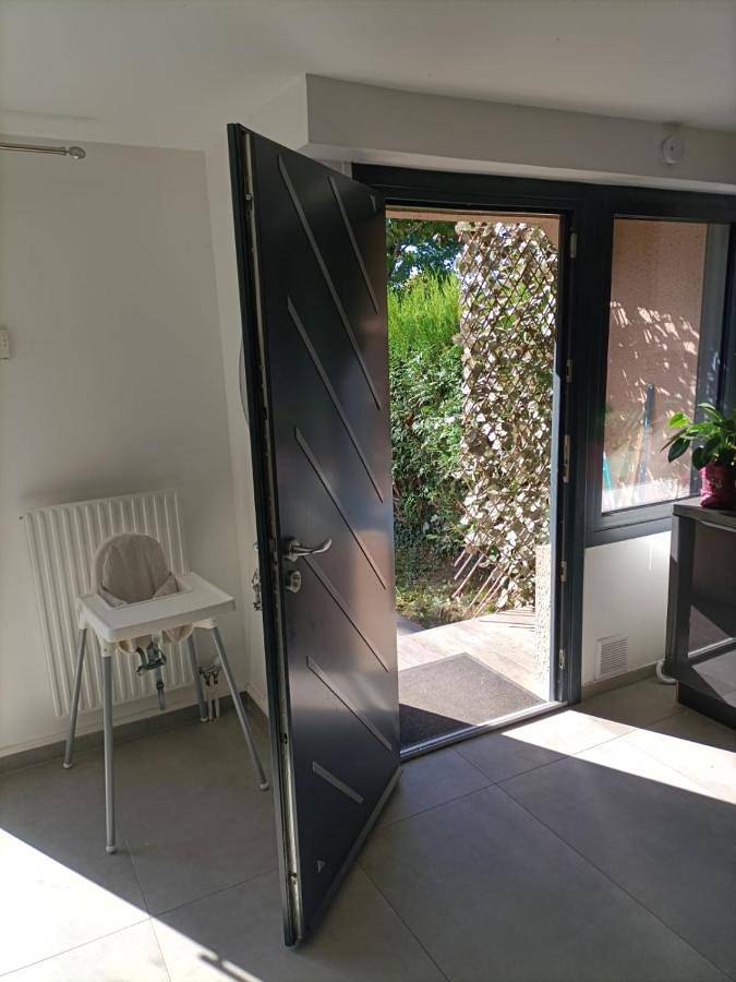 Location de vacances pour 6 personnes, avec jardin dans Roissy-en-Brie - 4