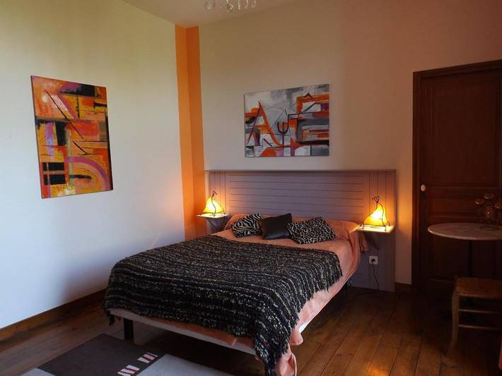 Location de vacances pour 2 personnes, avec vue et sauna ainsi que piscine et jardin à Moux - 3