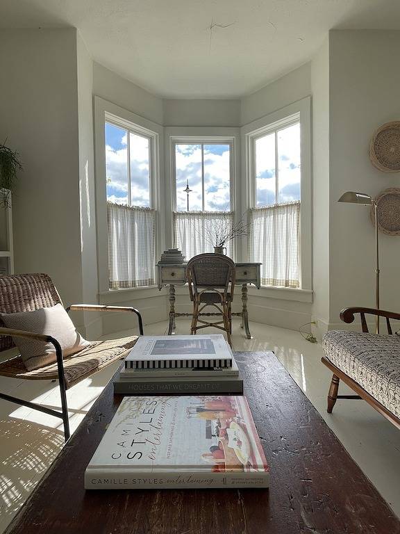 Downtown Charlevoix Boutique Cottage #1 in Charlevoix, Charlevoix County