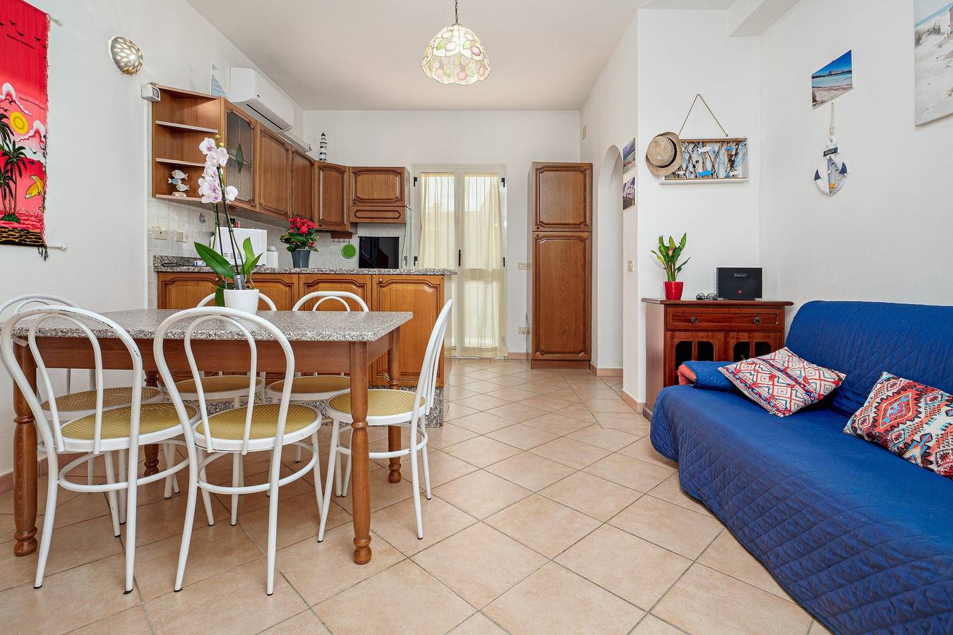 Entire apartment, Apartment 'Grazioso Appartamento San Teodoro' with Terrace, Wi-Fi and Air Conditioning in Suaredda-traversa, San Teodoro