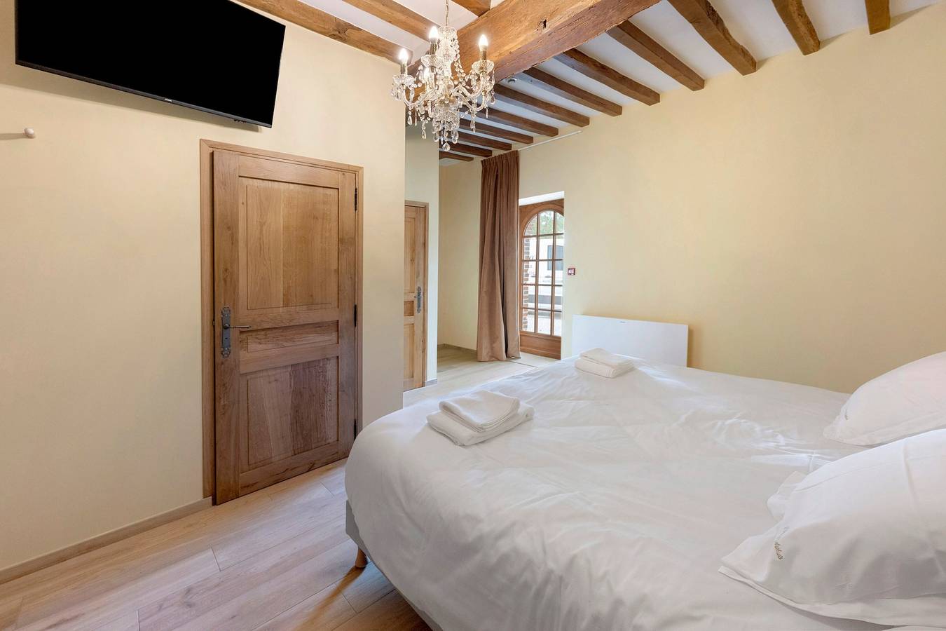 Bed and Breakfast „La Chasserie 2 – Grange Arthuis“ mit WLAN und Klimaanlage in Lavau, Loire-Tal