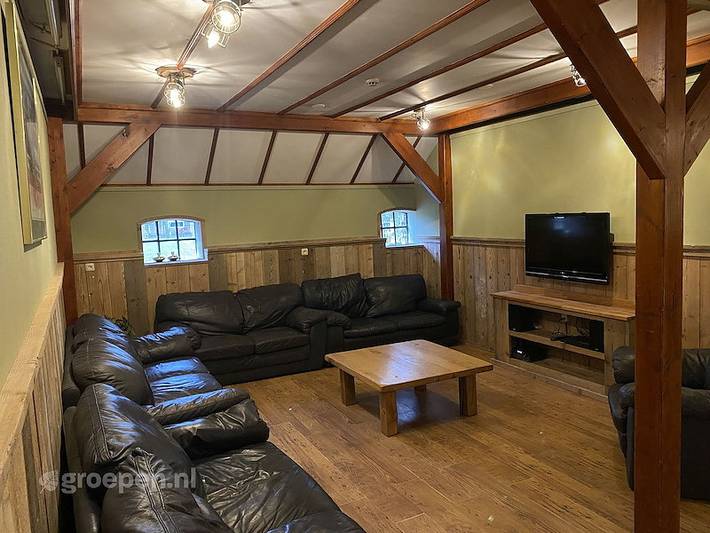Ferienhaus für 56 Personen, mit Terrasse und Balkon/Terrasse sowie Seeblick in Overijssel - 4