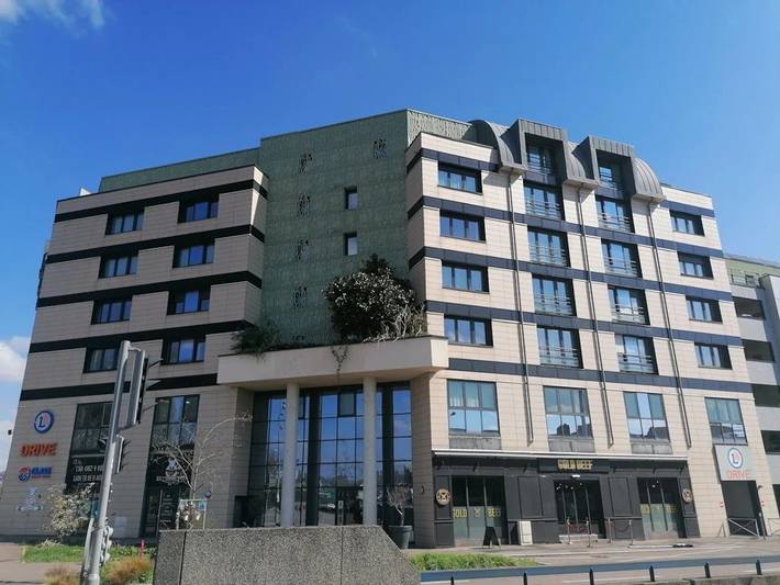 Location de vacances pour 3 personnes, avec jacuzzi ainsi que balcon et sauna à Rouen