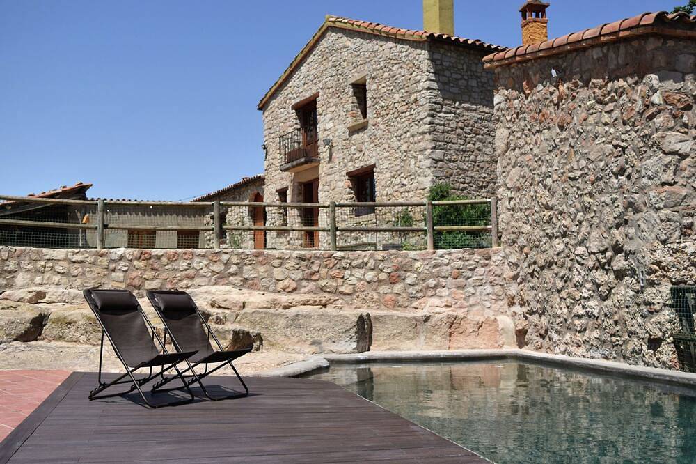 Casa vacanza a El Bruc a partire da 204€ a notte