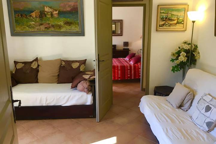 Bandol-Maison La Bienvenue 9 min à pied Calanque Port D'Alon-Jardin+ Clim+Wifi in Saint-Cyr-sur-Mer, Côte méditerranéenne (France)