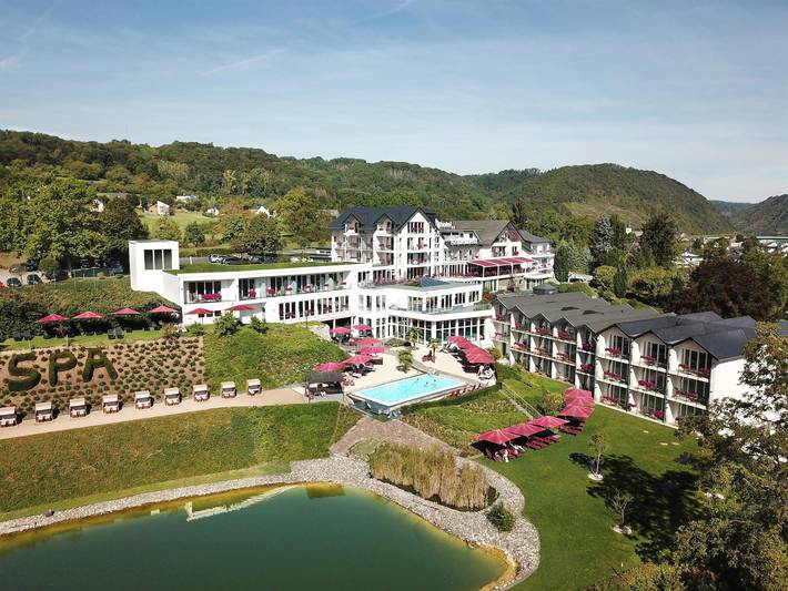 Hotel für 2 Personen, mit Balkon und Terrasse sowie Whirlpool und Garten an der Burg Eltz