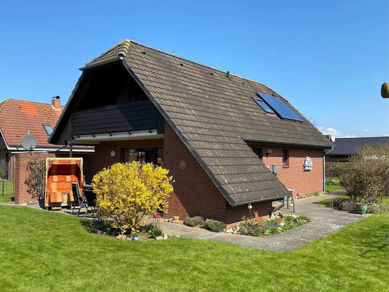 'Ferienhaus Britschock' mit privater Terrasse, Garten und Wi-Fi in Friedrichskoog-Spitze, Friedrichskoog