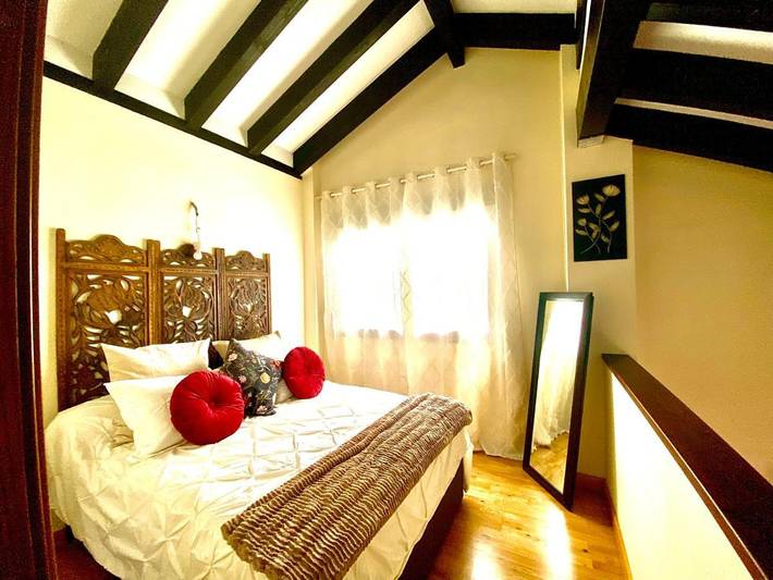 Casa rural para 11 personas, con piscina y jardín además de vistas y piscina para niños, Se admiten mascotas en El Ronquillo - 4