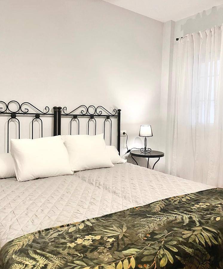 Double Room with Private Bathroom in Playa de Alange (Alange), Alange