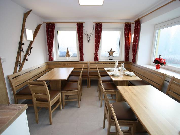 Ferienhaus für 18 Personen, mit Sauna und Garten in Mauterndorf - 3