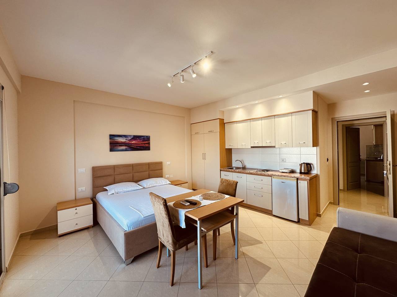 Estudio entero, Estudio para 4 personas in Vlorë (Ciudad), Vlorë