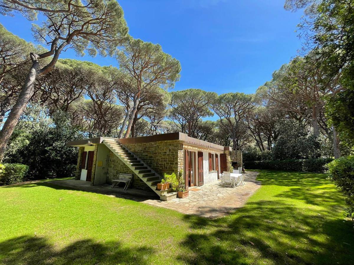 Villa in Pineta di Roccamare in Roccamare, Castiglione della Pescaia