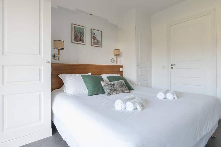 Gîte pour 4 personnes, avec Balcon/Terrasse et Terrasse ainsi que Jardin et Piscine à Saint-André-des-Eaux - 3