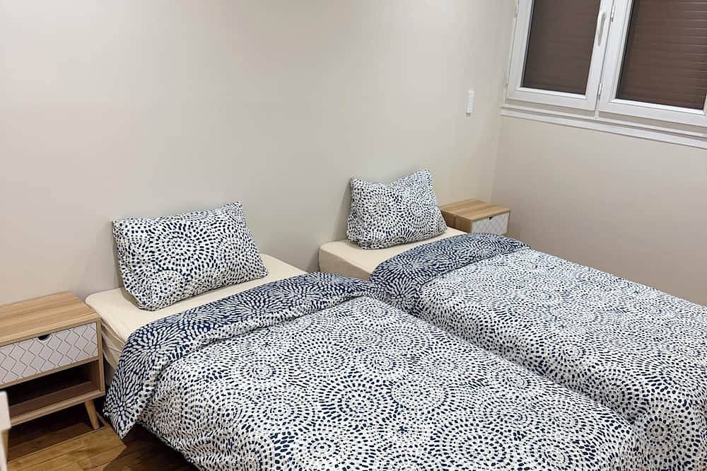 Ganze Wohnung, Elegant Paris Apartment – 1 Minute from the Metro in Montreuil, Seine-Saint-Denis