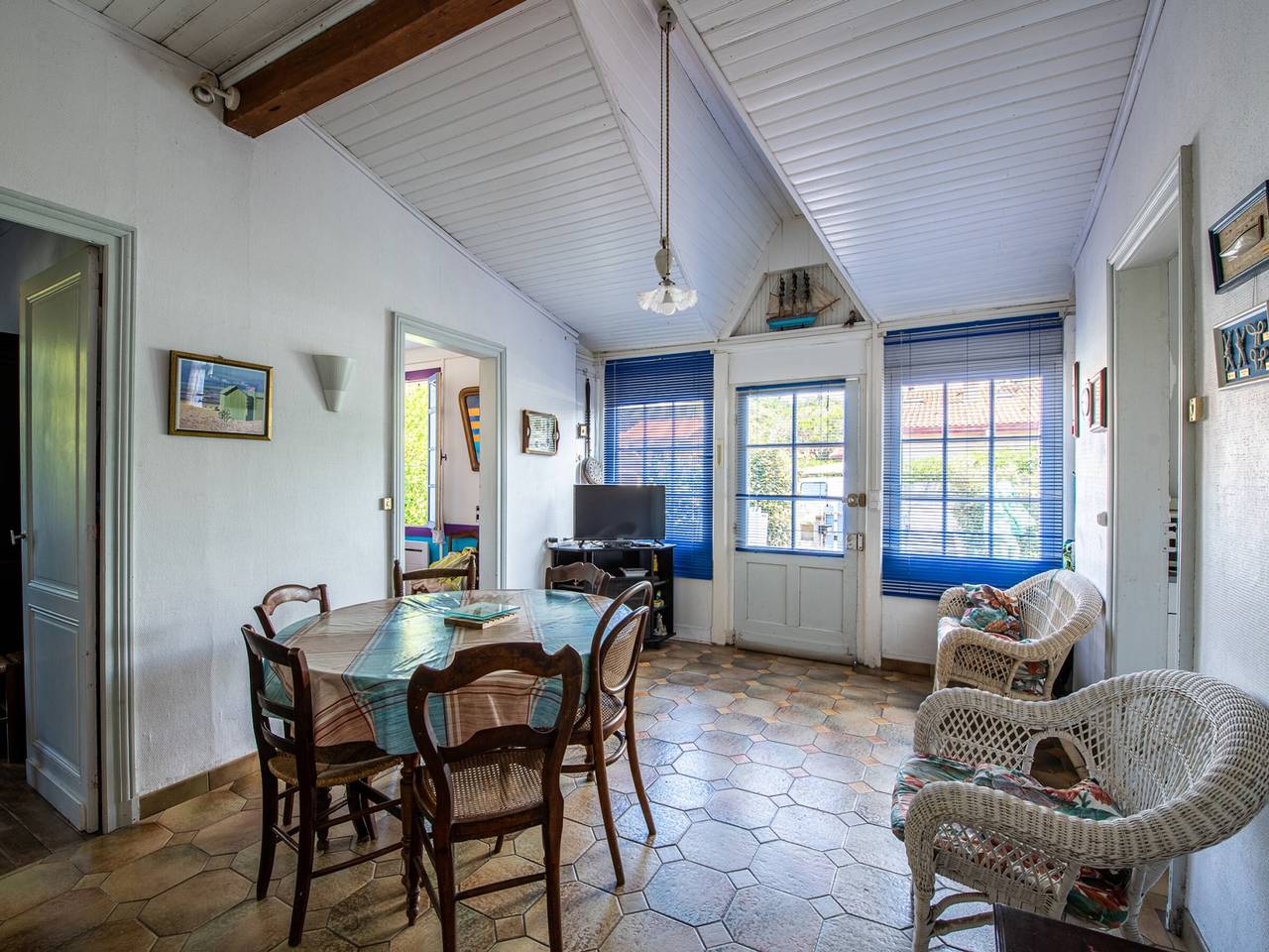 Maison Typique 3 Chambres, Proche Océan, Jardin Clôturé, Animaux Admis in Biscarrosse Plage, Biscarrosse