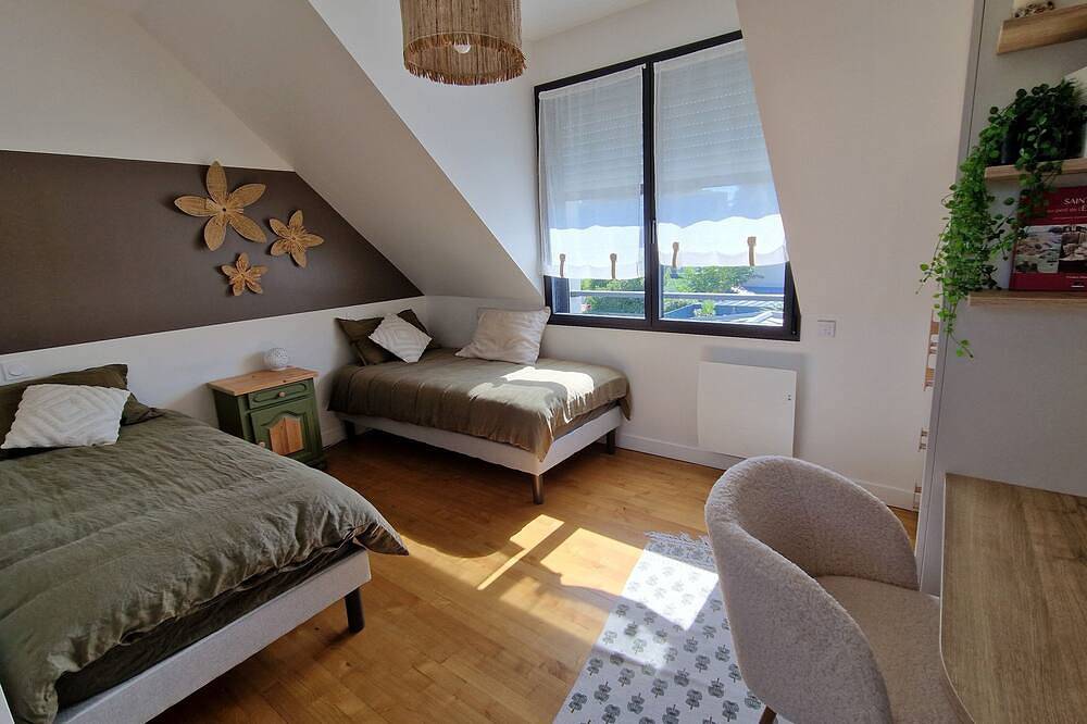 St-Malo: Family home with swimming pool, 800 m walk from the beach. in Saint-Malo, Saint-Malo und Umgebung
