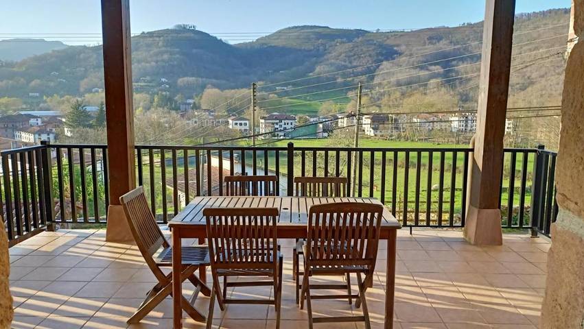 Casa de vacaciones para 6 personas, con vistas y jardín en Valle de Baztan - 2