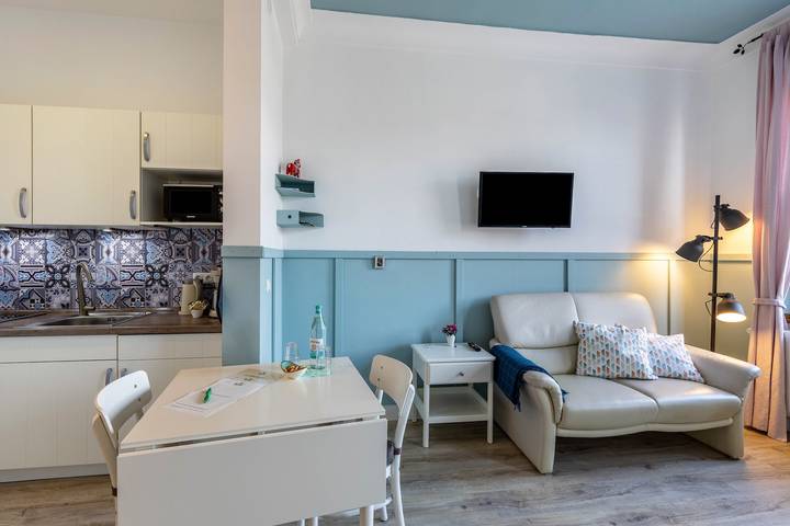 Entire studio, Studio Apartment 'Schweden Apartment' with Shared Garden and Wi-Fi in Kerken, Lower Rhine