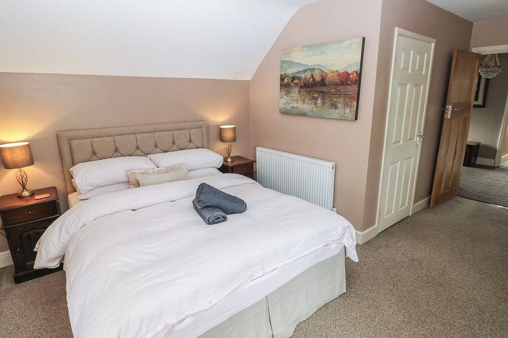 Greenhaven, pet friendly, character holiday cottage in Narberth in Narberth, Pembrokeshire