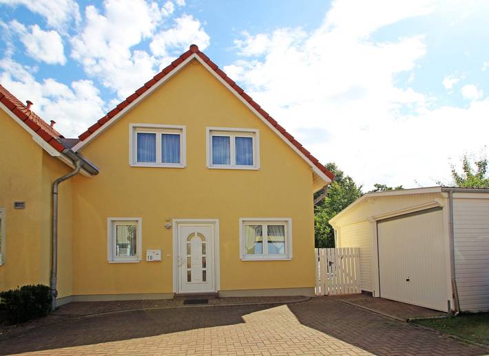 Ferienhaus mit Meerblick für 6 Personen, mit Garten und Terrasse