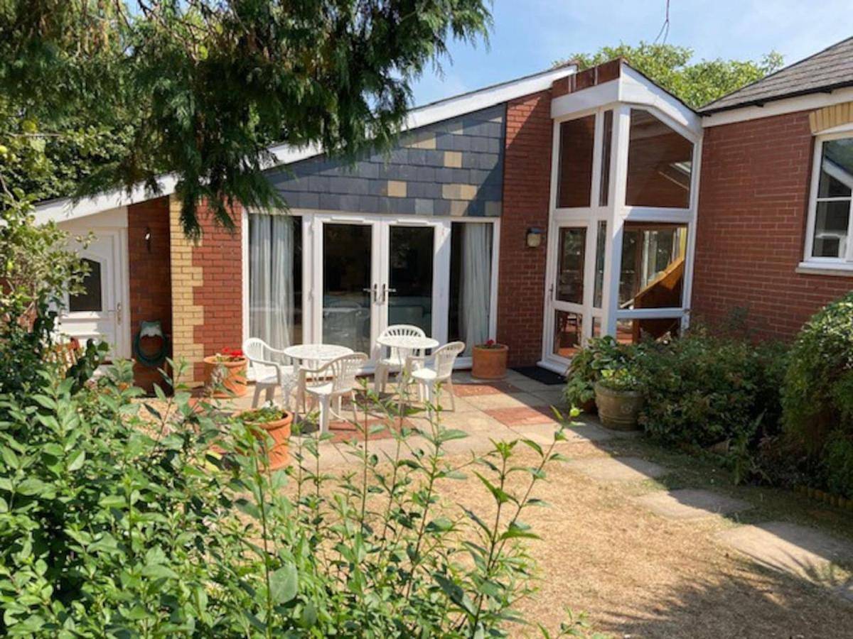 Walnut Cottage in Newton and Noss, South Devon