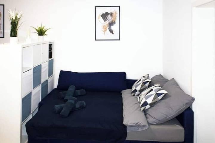 Ganze Wohnung, Modernes Apartment Zentral mit Küche & Smart Tv in Wuppertal, Bergisches Land