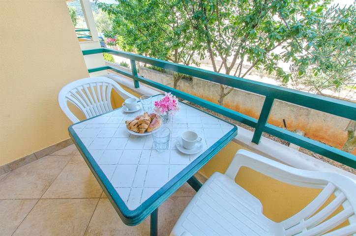 Apartament wakacyjny dla 4 osób, z sauna i balkon, zwierzęta dozwolone w Poljica