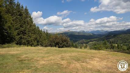 Gîte pour 4 Personnes dans Saint-Sauves-d'Auvergne, Région de Besse-et-Saint-Anastaise, Photo 2
