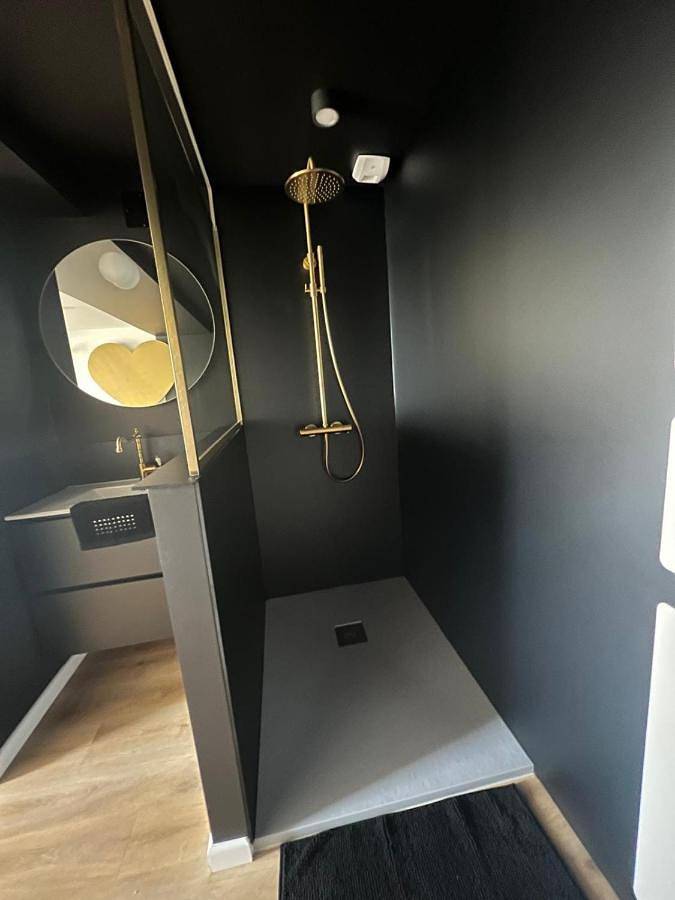 Gîte pour 2 personnes, avec jacuzzi à Argenton-les-Vallées - 3