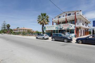 Apartment for 3 People in Laganas, Zakynthos, Photo 2