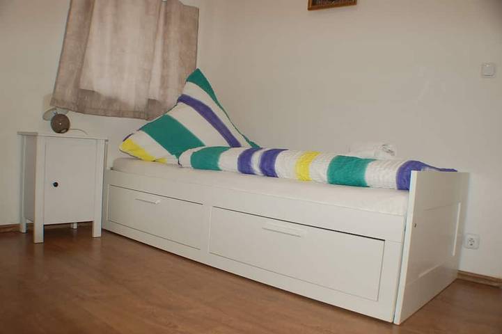 Ferienhaus für 10 Personen, mit Balkon und Garten sowie Sauna in Rieden (Eifel) - 3