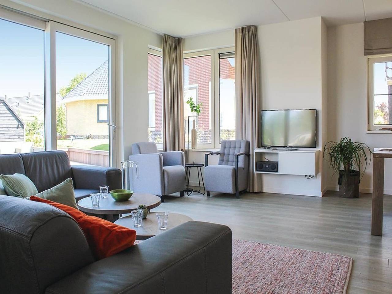 Ferienhaus für 8 Personen mit Garten in Idskenhuizen, Ijsselmeer