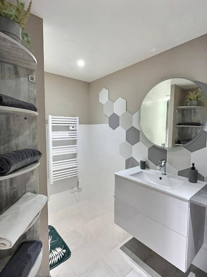 Location de vacances pour 4 personnes dans Vaux-en-Bugey - 3