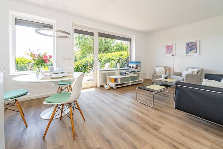 Ferienwohnung für 3 Personen, mit Terrasse und Garten in Morsum