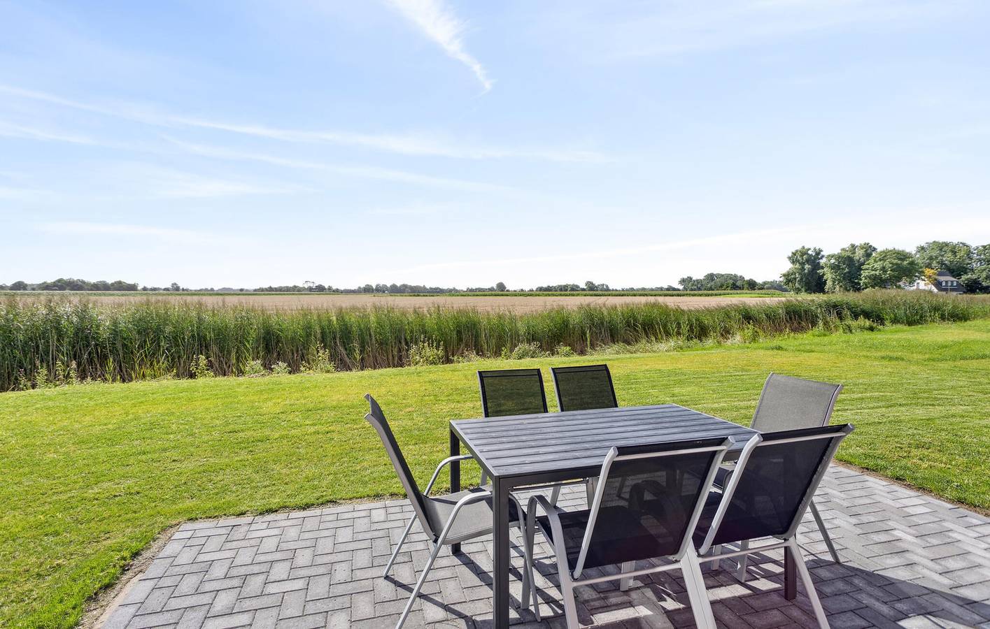 Gemütliche Wohnung mit Terrasse & Parkplatz, 1,5km zum Zentrum von Cappel-Neufeld in Cappel, Cuxland