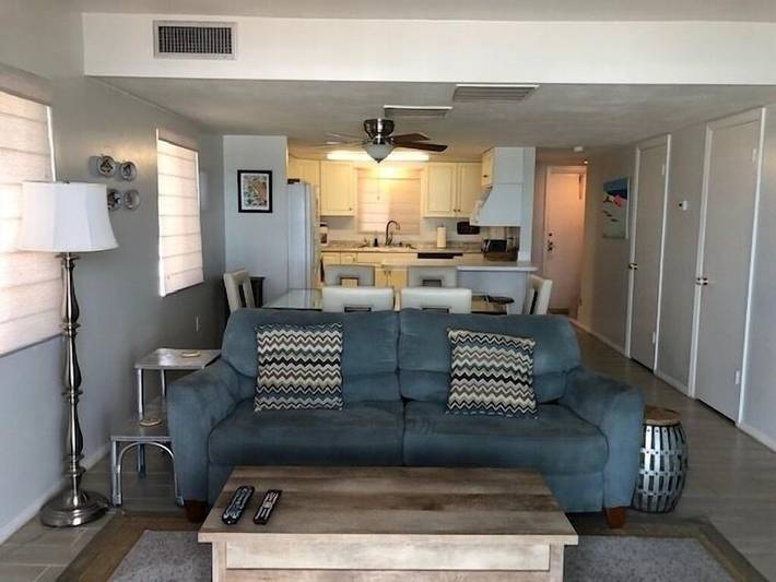 Vacation rental for 6 people, with pool and balcony in Ormond Beach