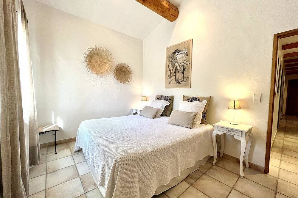 In Provence, tegenover Luberon, Een Kleine Hoek Van Paradijs, Privé Villa Voor 6 Pers in Cabrières-d'Avignon, Parc naturel régional du Luberon