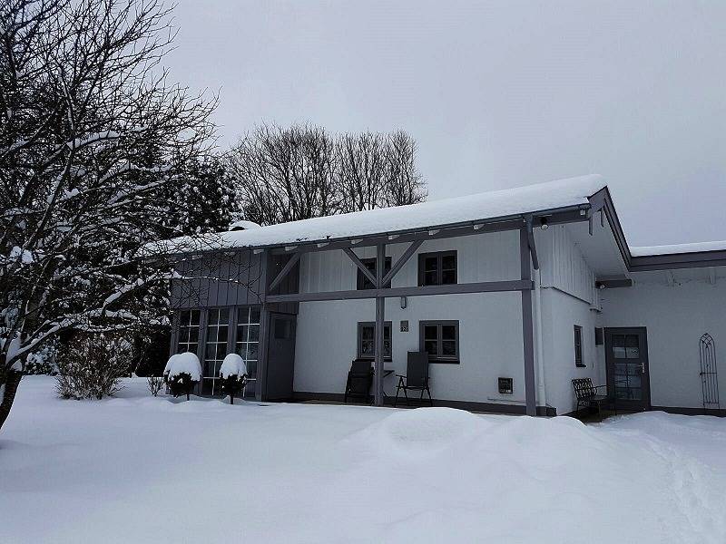 Ferienhaus Schmidt - Ferienwohnung für 1-5 Personen (75 qm, Eg) in Weisham, Bernau am Chiemsee