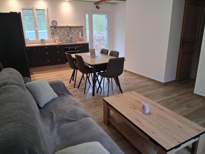 Location de vacances pour 5 personnes, avec vue à Eygluy-Escoulin