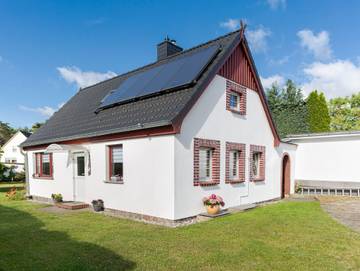 Ferienhaus für 5 Personen, mit Garten in Kröslin