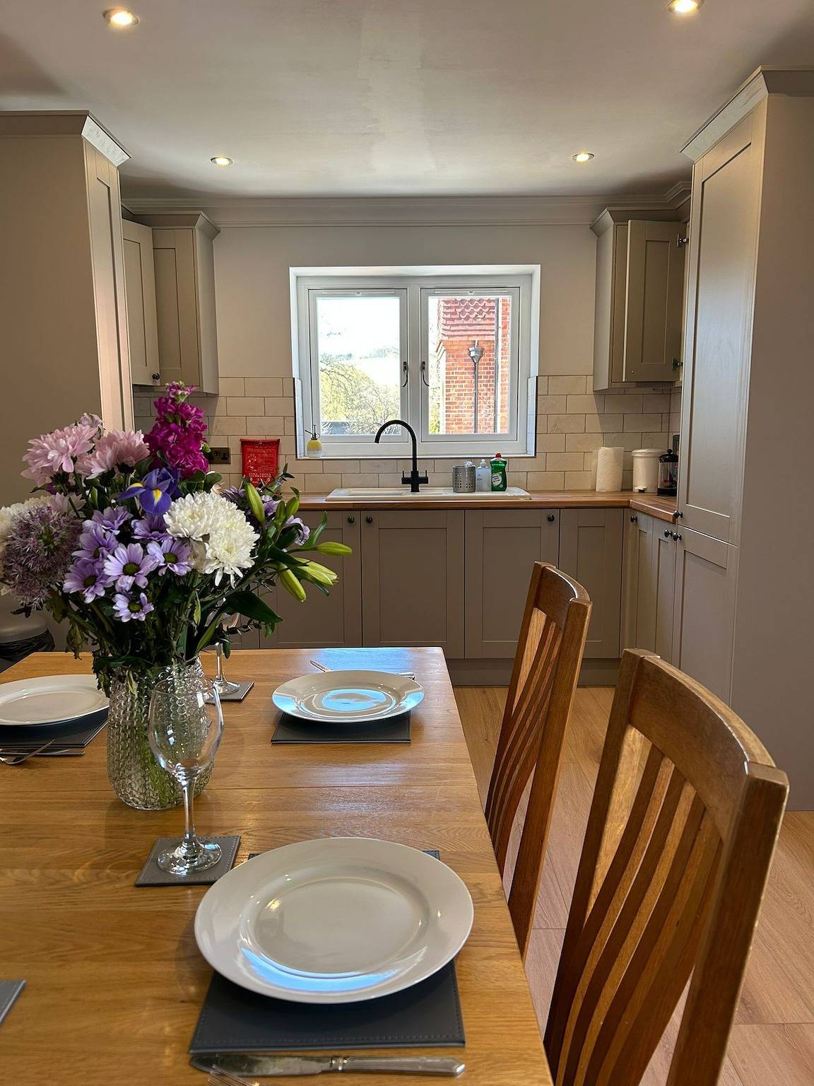 Entire holiday apartment, Goring River Retreat with Gym and Wellness Area in Goring, North Wessex Downs