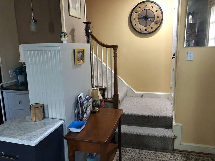 Vacation rental for 4 people, with balcony and yard in Bethesda